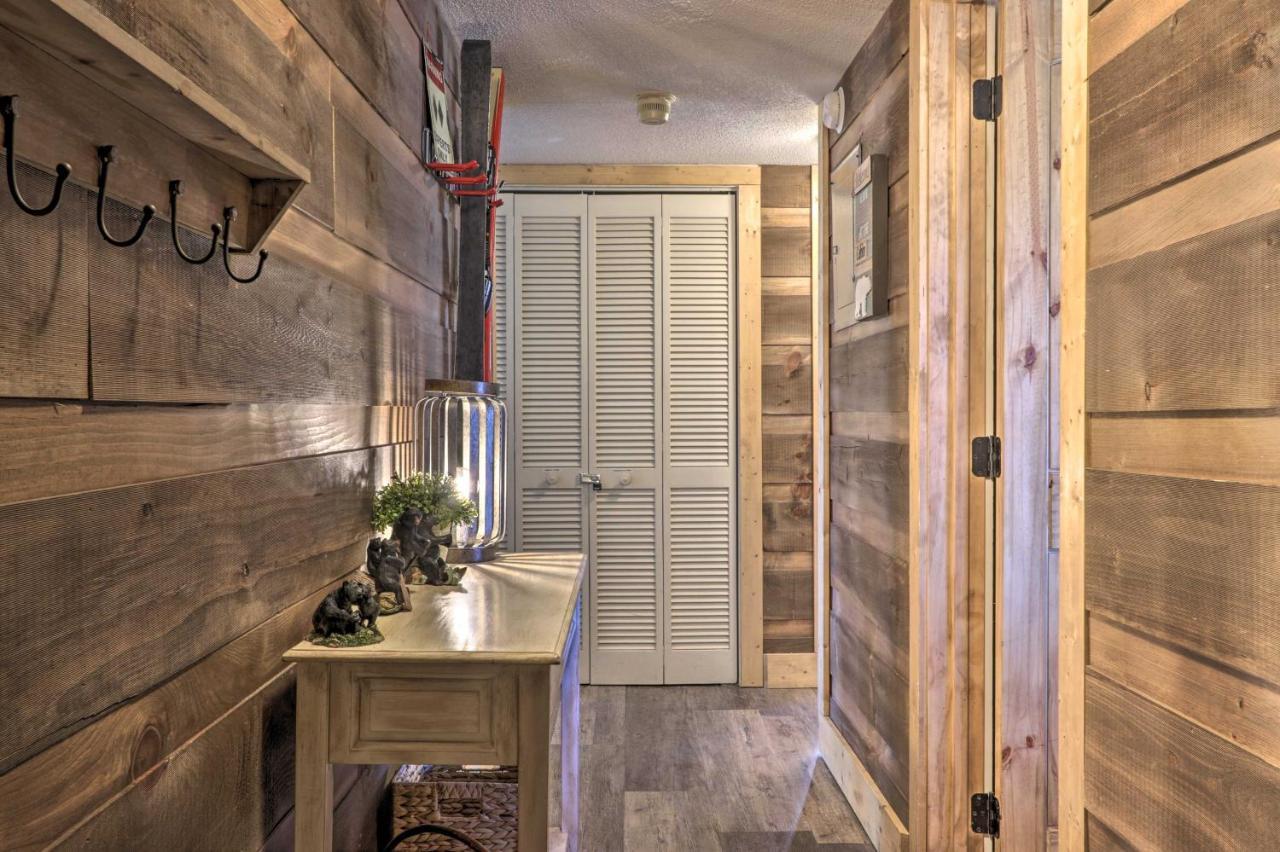 Unique Smokies Ski Shack With Mountain-Top View Гетлинбург Екстериор снимка