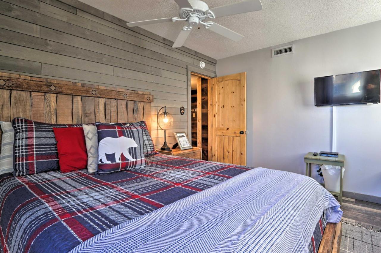 Unique Smokies Ski Shack With Mountain-Top View Гетлинбург Екстериор снимка